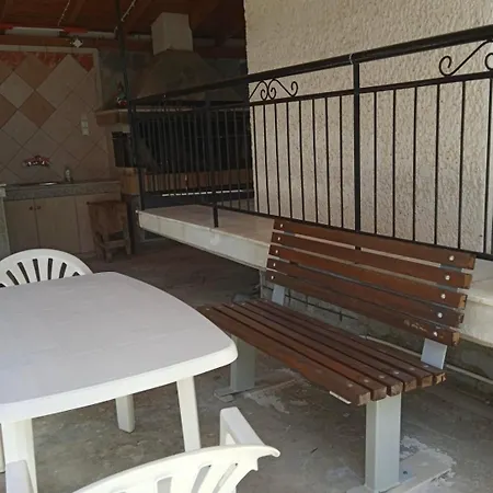 το πιθάρι Apartment Tolofon
